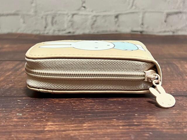 【sweet(スウィート)4月号:付録 ミッフィーのじゃばらカードケース】24枚入れると厚みが増します