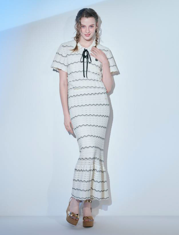 【マリークワント2026 SUMMER COLLECTION】ウェーブニットプルオーバー￥12,100／ウェーブニットスカート￥13,200（税込）