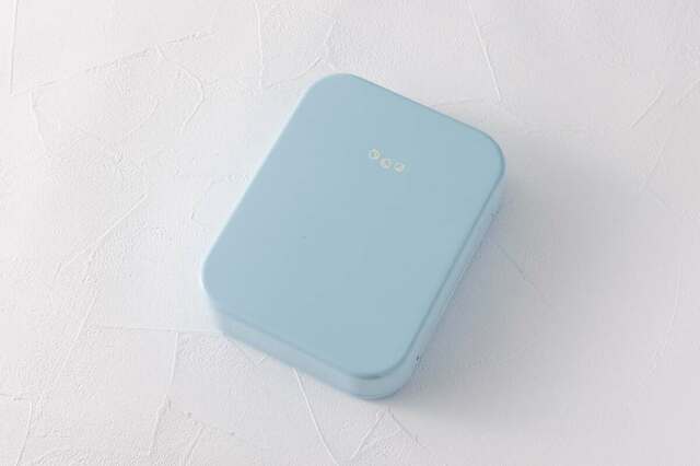 缶の裏面にはクルミのイラストが