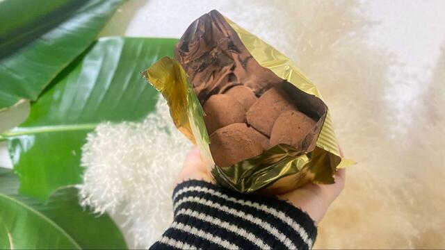 【業務スーパーご褒美のチョコレート5選】ココアトリュフは袋を開けると想像より沢山のチョコが入っていました
