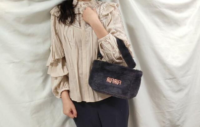 小嶋陽菜さんプロデュースブランド「herlipto」とのコーデ【FURFUR（ファーファー）3wayショルダーバッグ】