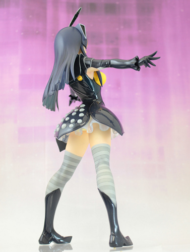 ©2013 TSUBURAYA PRODUCTIONS