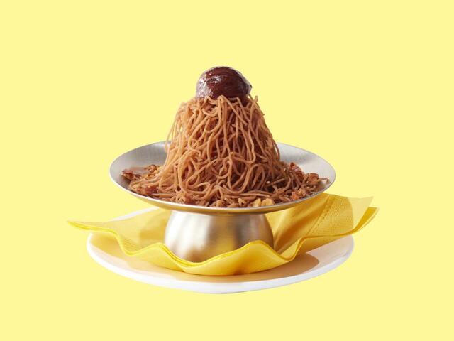 「ランチ ミニ！イタリア栗のしぼりたてモンブラン」＜価格：429円（税込）＞【「桜海老と菜の花のパスタ」や「ガパオライス」など♪ココスの『2025春のランチメニュー』がスタートします！】