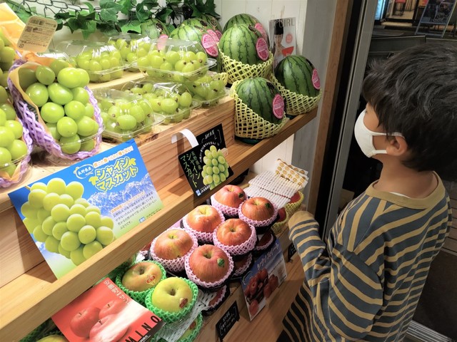 【OMO5東京大塚 by 星野リゾート】「フルーツすぎ」店内