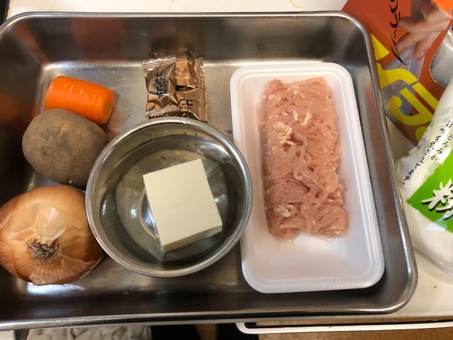 【鶏肉団子スープ】アイラップを使った鶏肉団子スープの材料