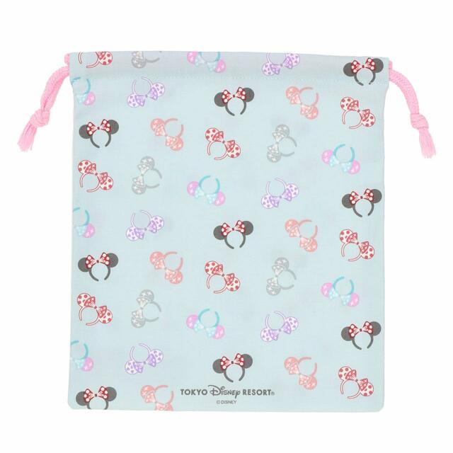 きんちゃくセット 1,700円｜サイズ：1枚あたり）縦約23×横約20cm、2枚セット｜東京ディズニーリゾート くすみパステルのカチューシャ柄グッズ｜販売店舗：東京ディズニーランド「ビレッジショップス」、東京ディズニーシー「エンポーリオ」｜発売日：2023年7月6日（木）