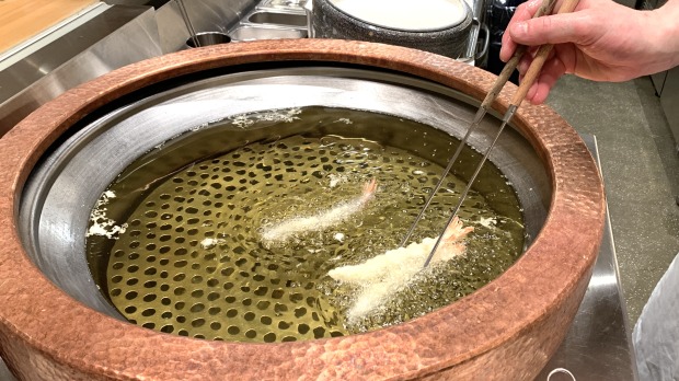 カラリと揚がる音がしてきた!【天ぷら定食 まきの】