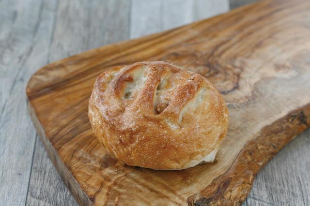 はちみつくるみロール(173 円)