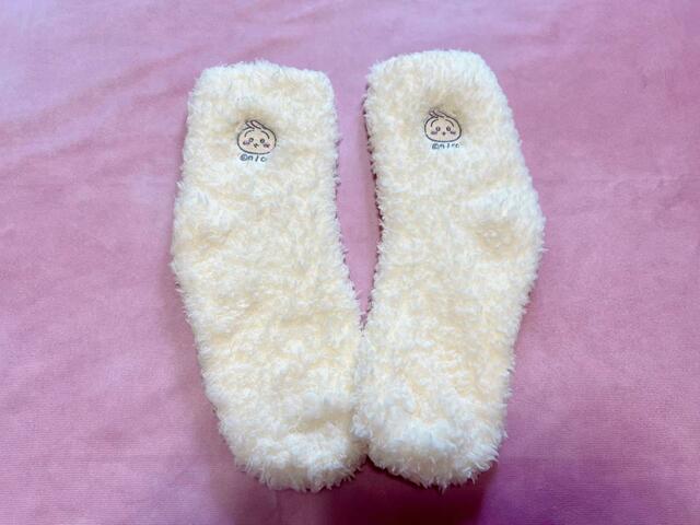 もちろん両側に刺繍が施されています♪