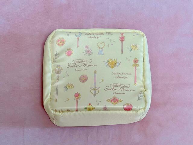 【3COINS×セーラームーン】ガジェットポーチ／税込330円