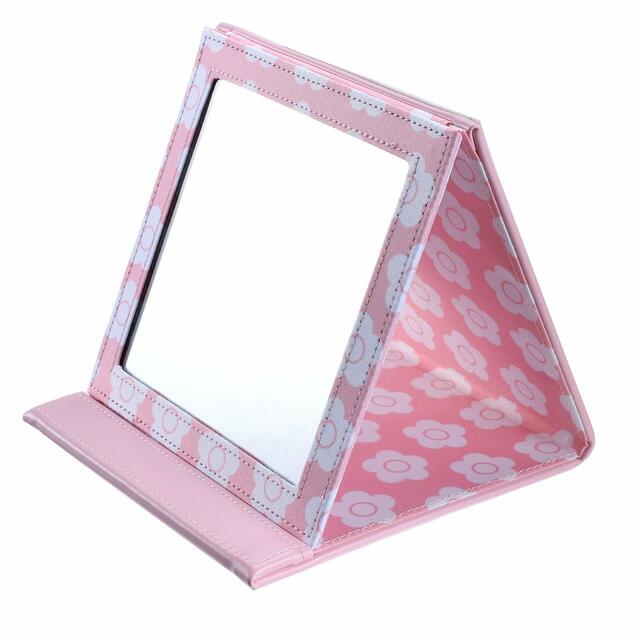 【MARY QUANT】ミニー ミラー・鏡 折りたたみ式 MINNIE DAY 2023 3,300円