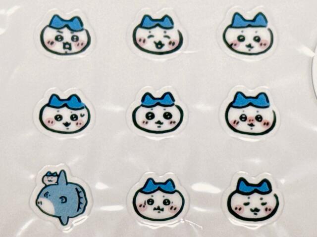 ナガノ先生の手描き風イラストがかわいいネイルシール【マツキヨココカラ】ちいかわ「オリジナルネイルパーツシール(ハチワレ)」