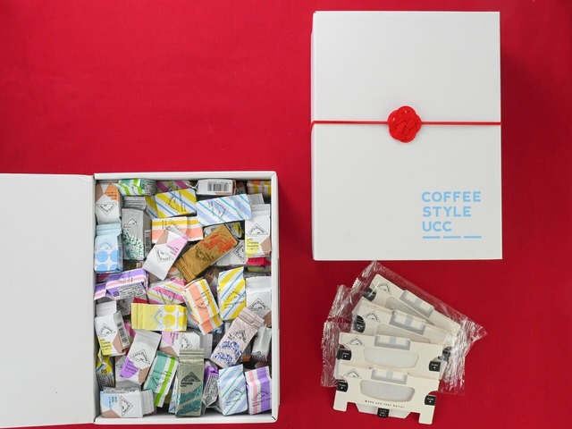 【COFFEE STYLE UCC「コーヒー福袋 2025」】いつでもどこでもコーヒーを楽しむ1年にしてほしいという思いを込めて♪