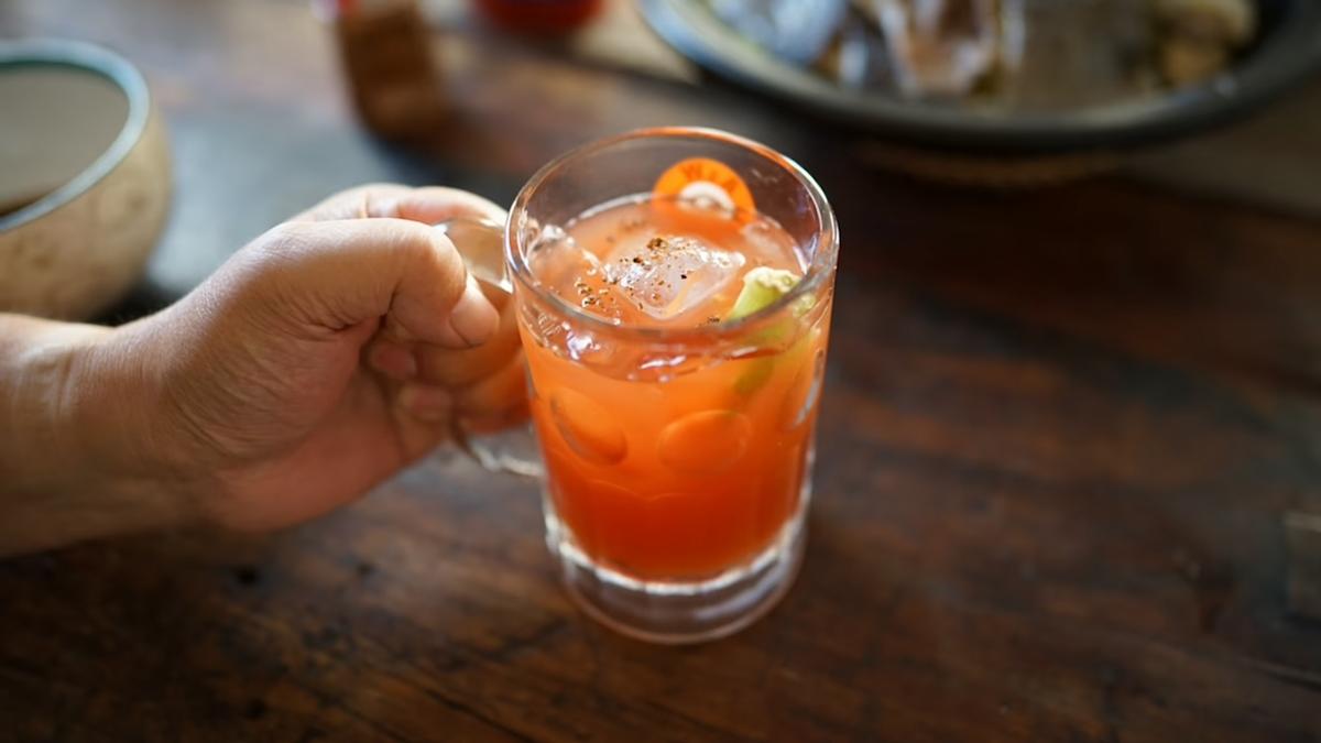 メキシコでは「二日酔いに効く」と言われるビールカクテル。お酒が苦手