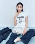【ポチャッコ×ミラ オーウェン】「カレッジプリントコンパクトTシャツ」6,490円/ミラ オーウェン定番のカレッジTシャツ