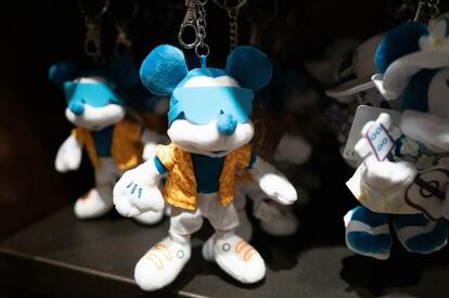 ディズニー】ハワイ限定！「アウラニ」最新グッズが可愛すぎる【写真