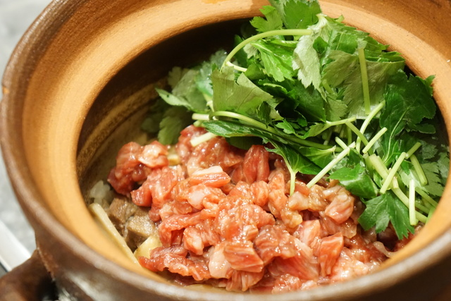 松茸と土鍋ユッケビビンバ