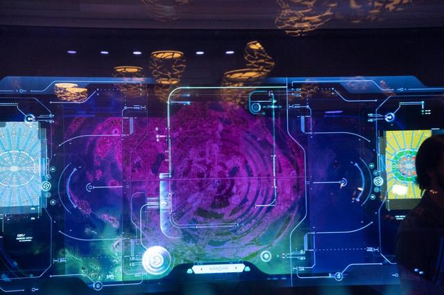 ザンダー星について教えてくれる映像展示