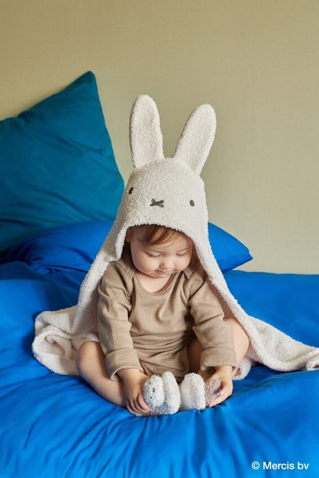 【gelato pique×ミッフィー】「【Dick Bruna】【BABY】ベビモコポンチョ」￥8,690、「【Dick Bruna】【BABY】ベビモコソックス」￥3,410