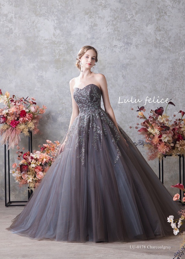 【クラウディア】「Lulu felice（ルル・フェリーチェ）」新作ウェディングドレス｜LU-0178_Charcoalgray