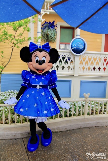ディズニーランド・パリ】25周年! 特別コスチュームの7キャラと
