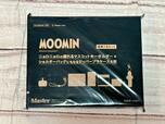 付録は「MOOMIN（ムーミン）ニョロニョロ握れるマスコットキーホルダー＋ジッパープラケース4枚＋ストラップ1本＋スマホ斜めがけ用タグホルダー」