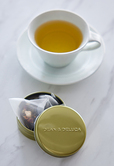 ニューイヤーブレンドティー缶【DEAN & DELUCA「冬の福袋 2027」】