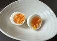【ニトリ　レンジでかんたんゆでたまご】黄みが少しトロッとした半熟たまごの出来上がり