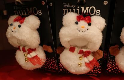 写真たっぷり】ディズニーストアがクリスマス一色！「店内デコ＆限定