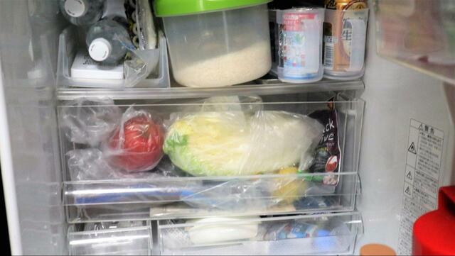 【整理整頓前】容量270リットル。家族が増えたことでパンパンに…