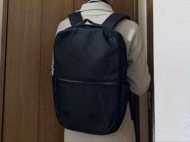 【FOUND GOOD ビジネススクエアリュック】リュックを背負った時に肩や背中に心地よくフィットし、負担が少ないです♪