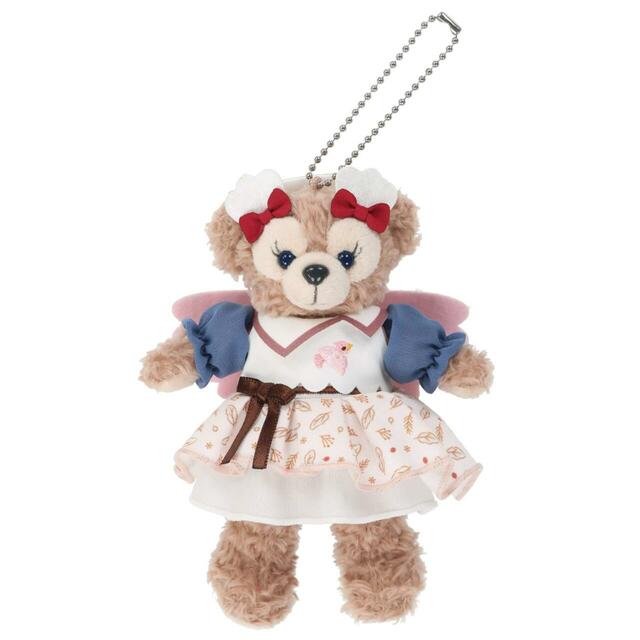 ぬいぐるみバッジ 2,800円｜ダッフィー＆フレンズの「ウィッシング・ウィングス」グッズ｜販売店舗：東京ディズニーシー「マクダックス・デパートメントストア」｜発売日：2025年8月28日（木）