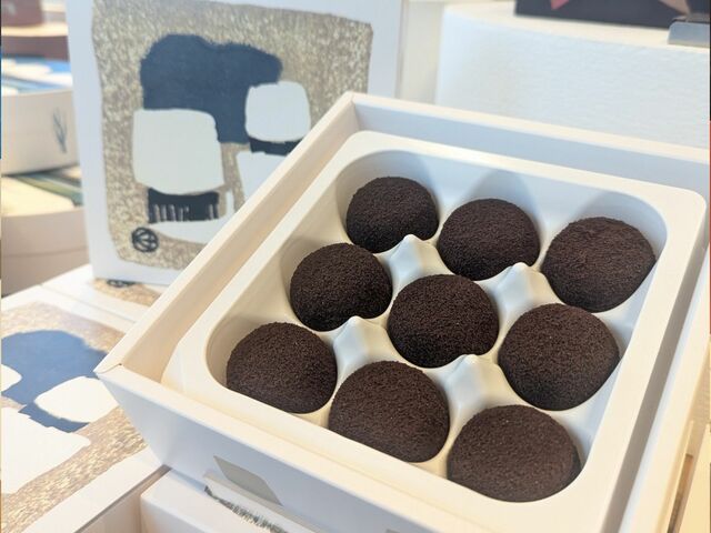 【SNOWS（スノー）】「スノーボール」9個入1,512円（税込）