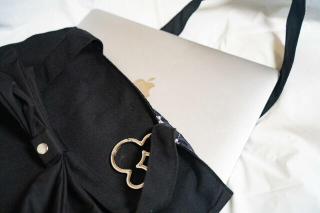 横向きでも入る｜Disney LIFESTYLE BOOK リボントートバッグ by Darich 3,949円