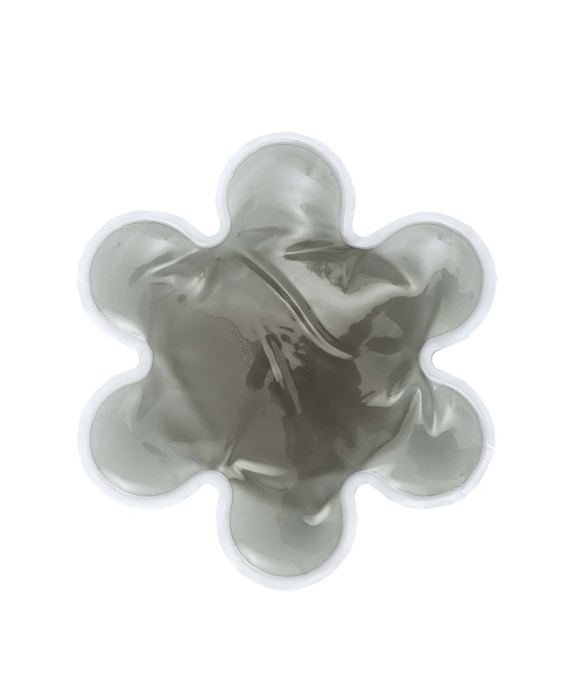 【3COINSの暑さ対策グッズ売上ランキング 5位】「保冷剤ヘッド用」330円（税込）