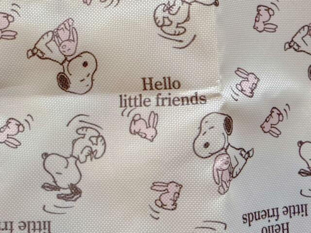 アイボリーとピンクの色合わせがかわいい♪うさぎと仲良しのスヌーピーに癒されます！