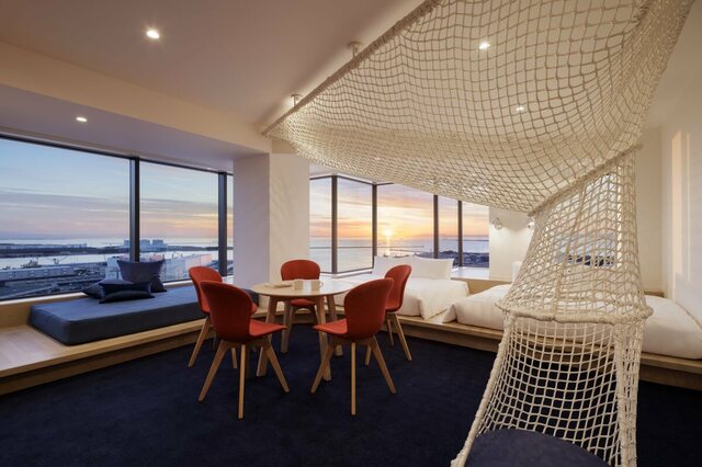 【リゾナーレ大阪】アトリエルーム デラックスの夕景