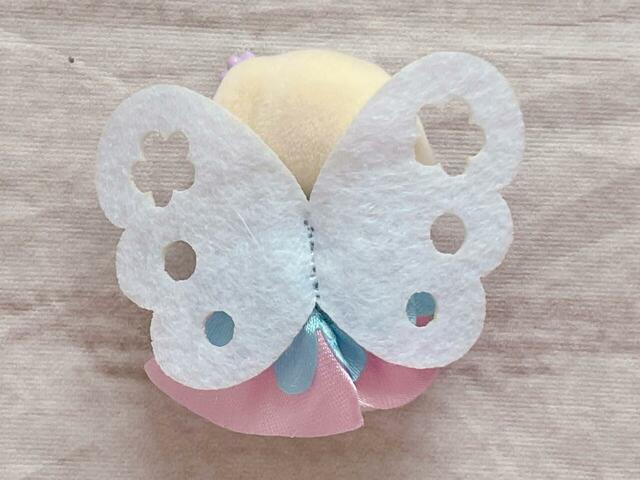 後ろ姿も抜かりないかわいさ。なんと羽付き！