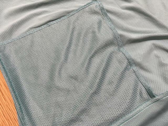 【ユニクロ エアリズムUVカットメッシュパーカ（長袖）】ポケットもしっかり縫い付けられていている