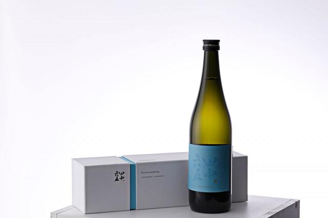 2020年2月14日にリリースされた現状の最新コラボ日本酒『田中六五橘』。撮影／鈴木規仁