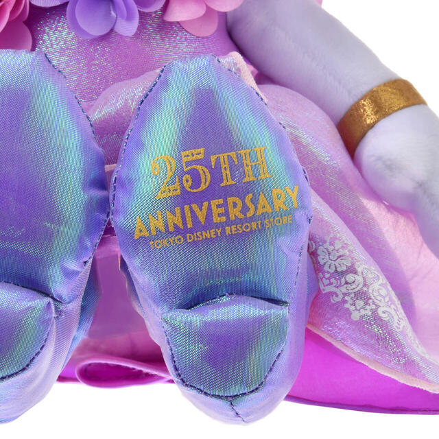 【東京ディズニーリゾート店限定】デイジー ぬいぐるみ 東京ディズニーリゾート店25周年記念 3,900円