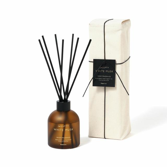 リュクス ルフティー ルームフレグランス ブラック（ホワイトムスク）：￥3,400