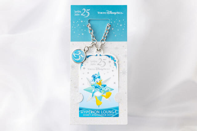ハイピリオン・ラウンジ（ロビーラウンジ） 東京ディズニーシー25 周年“スパークリング・ジュビリー” プレミアムスウィーツセット オリジナルチャーム