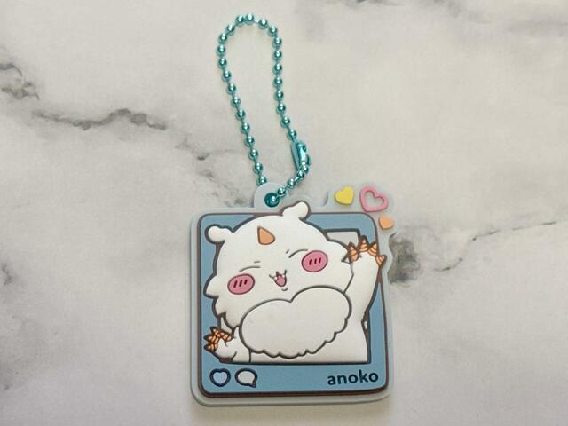 あのこが登場！かわいいお顔ですが、ちいかわ族を弄び食す残忍な一面を持っています…闇深い！