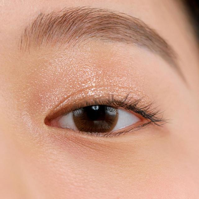 クリオ プロ シングル シャドウ <G10 PEARLFECTION>1430円