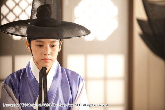 『王の顔』 Licensed by KBS Media Ltd. © 2014 The King's Face SPC. All rights reserved.