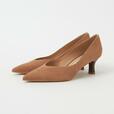 「ミドルヒールパンプス」キャメルベージュ 8,150円（税込）