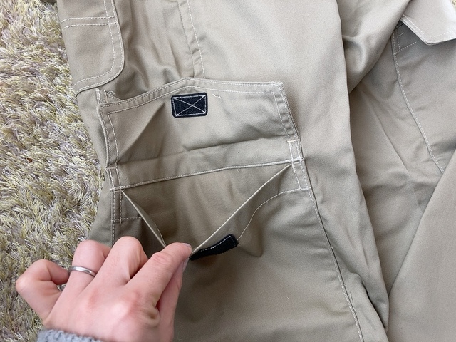 【ワークマン 超撥水チノペインターカーゴパンツ】大容量ポケット