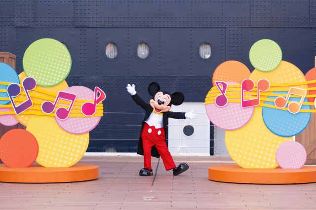 「ジャンボリミッキー!レッツ・ダンス!」|東京ディズニーシー