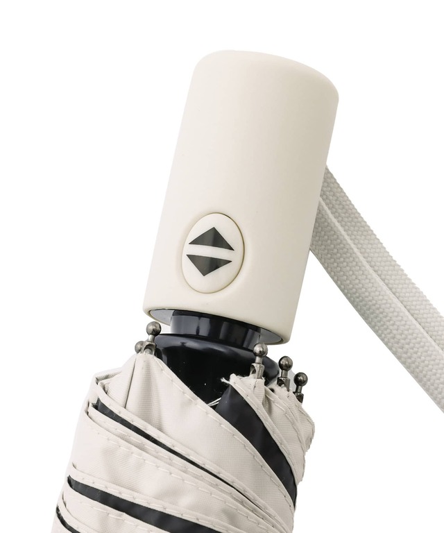 【3COINSの暑さ対策グッズ売上ランキング 6位】「自動開閉晴雨兼用傘」1,320円（税込）